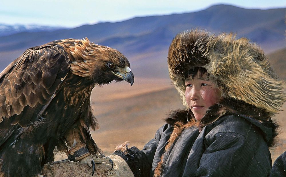 dark-heavens-hamid-sardar-mongolië-jager-adelaar