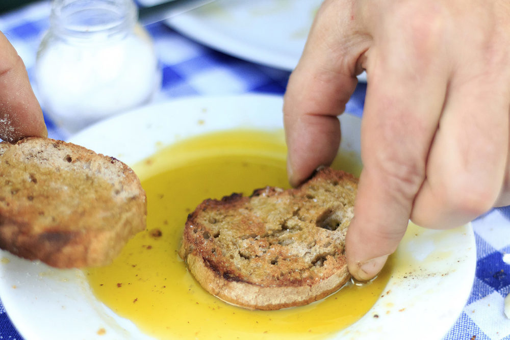 italie-fatorria-la-vialla-olijfolie-brood