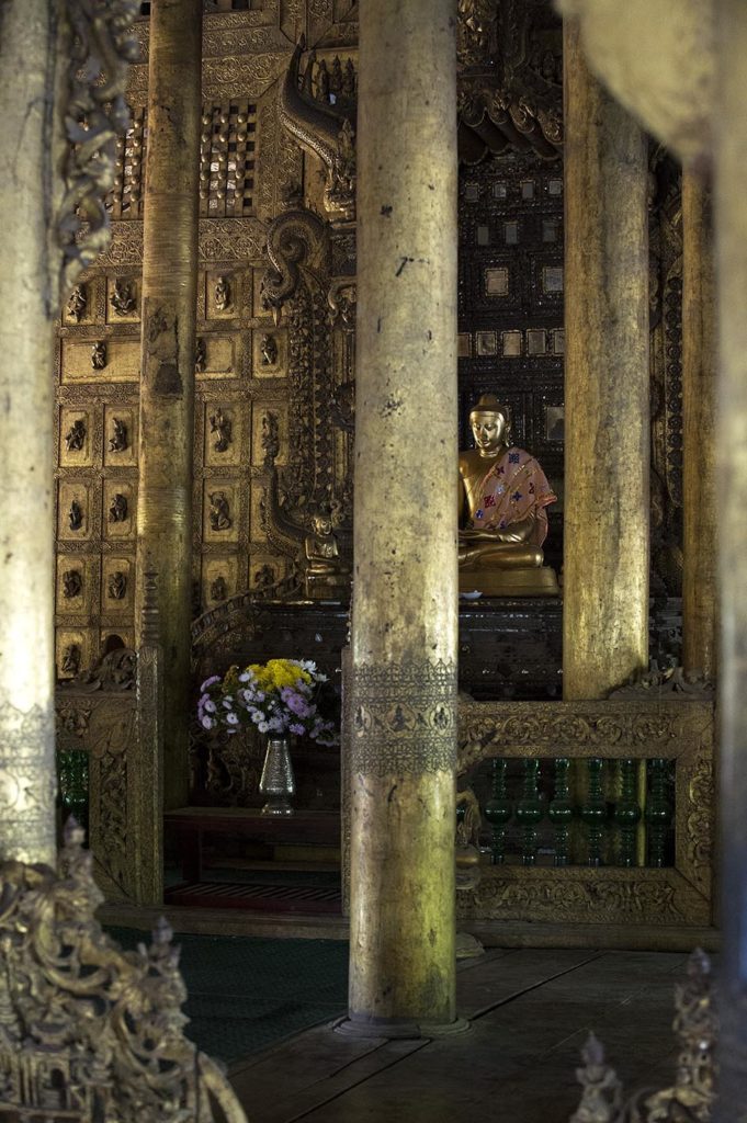 myanmar-mandelay-tempel-interieur