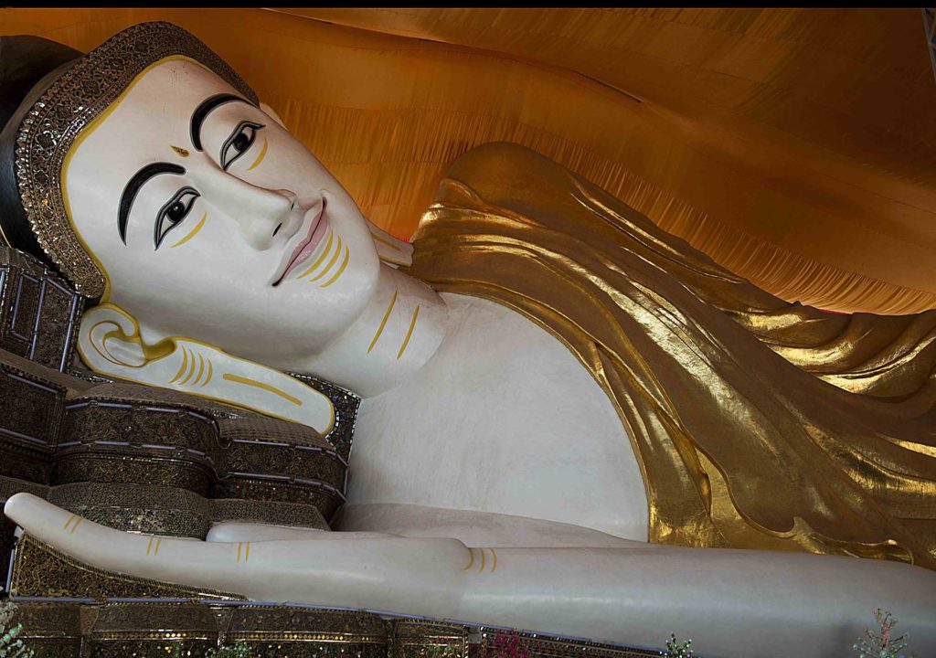 myanmar-yangon-liggende-boeddha-boeddisme