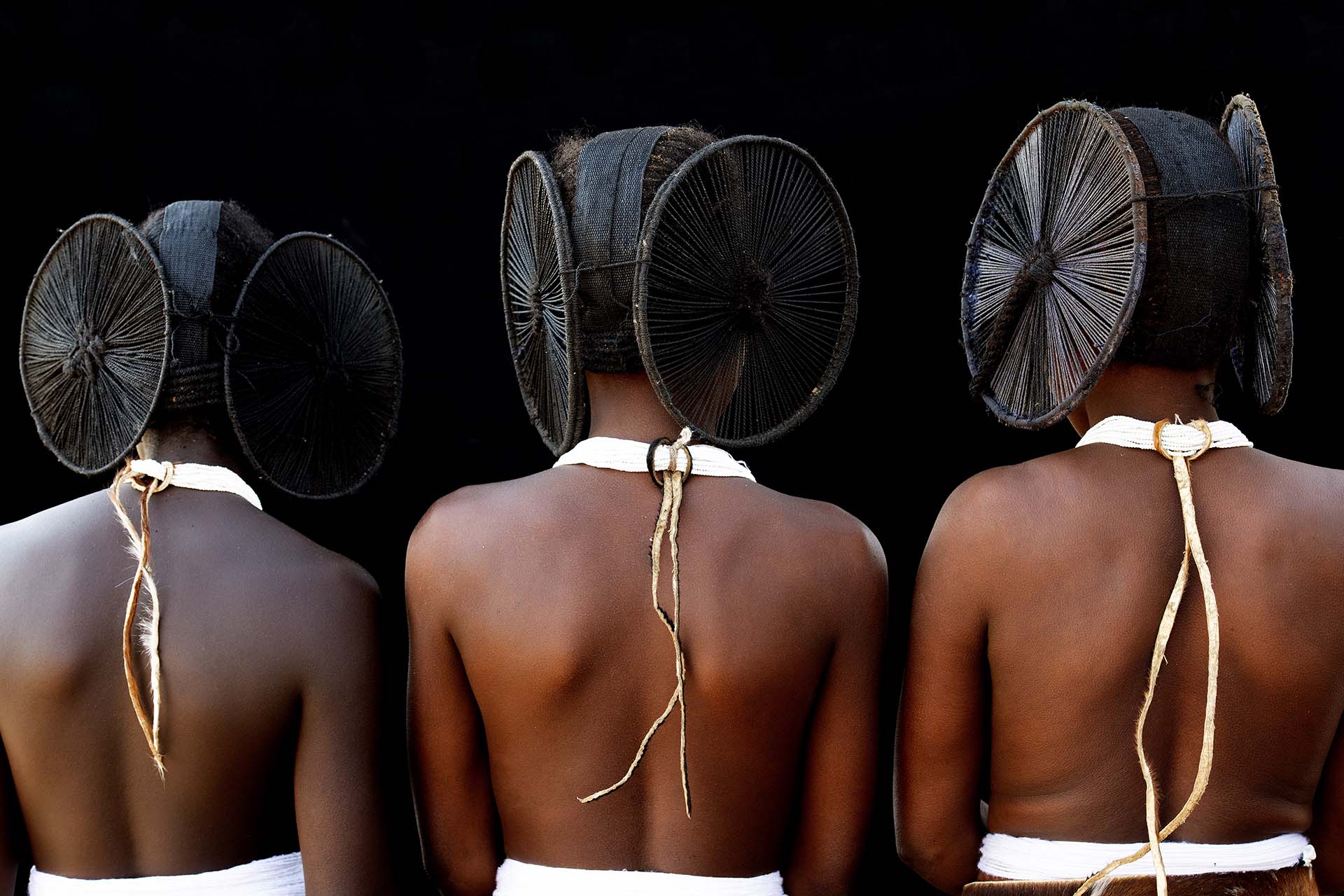 angola-stammen-mugambue-meisjes