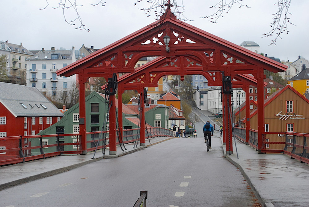 gamble-bybro-oudste-brug-trondheim-noorwegen